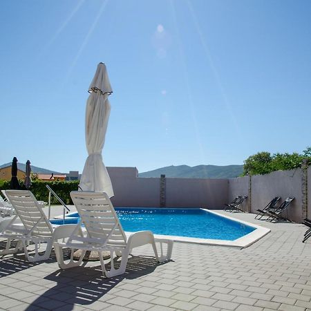 Hotel Quattro Medugorje Bagian luar foto