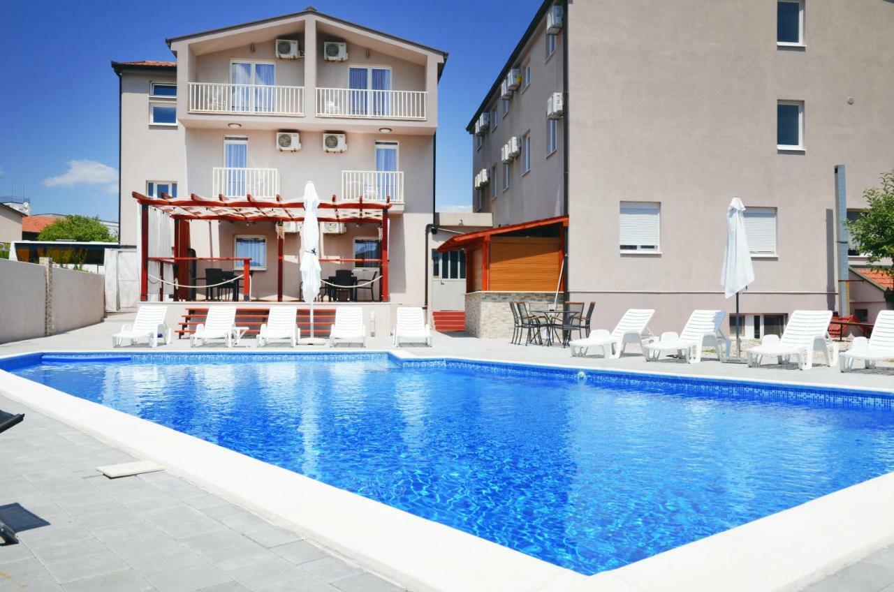 Hotel Quattro Medugorje Bagian luar foto